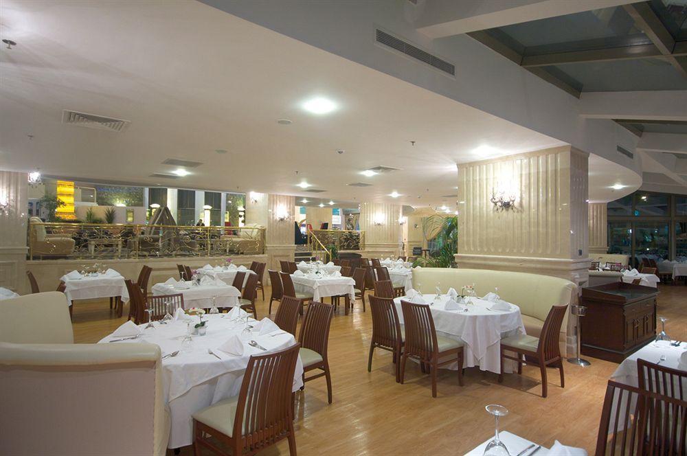 בויוקצ'קמג'ה Eser Premium Hotel & Spa מראה חיצוני תמונה The restaurant