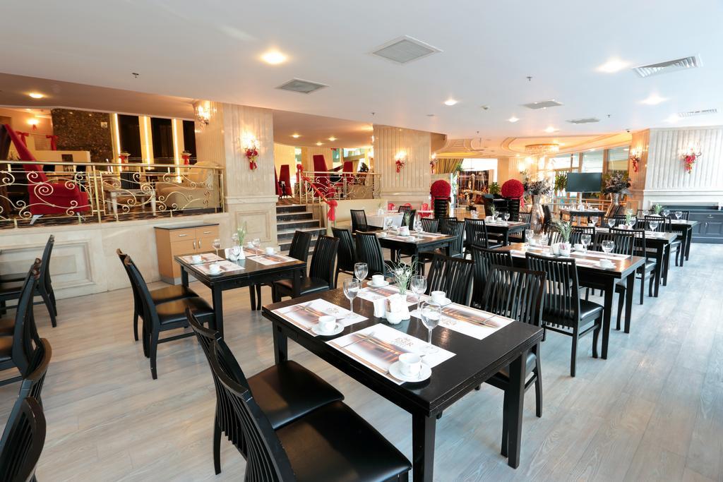 בויוקצ'קמג'ה Eser Premium Hotel & Spa מראה חיצוני תמונה The restaurant