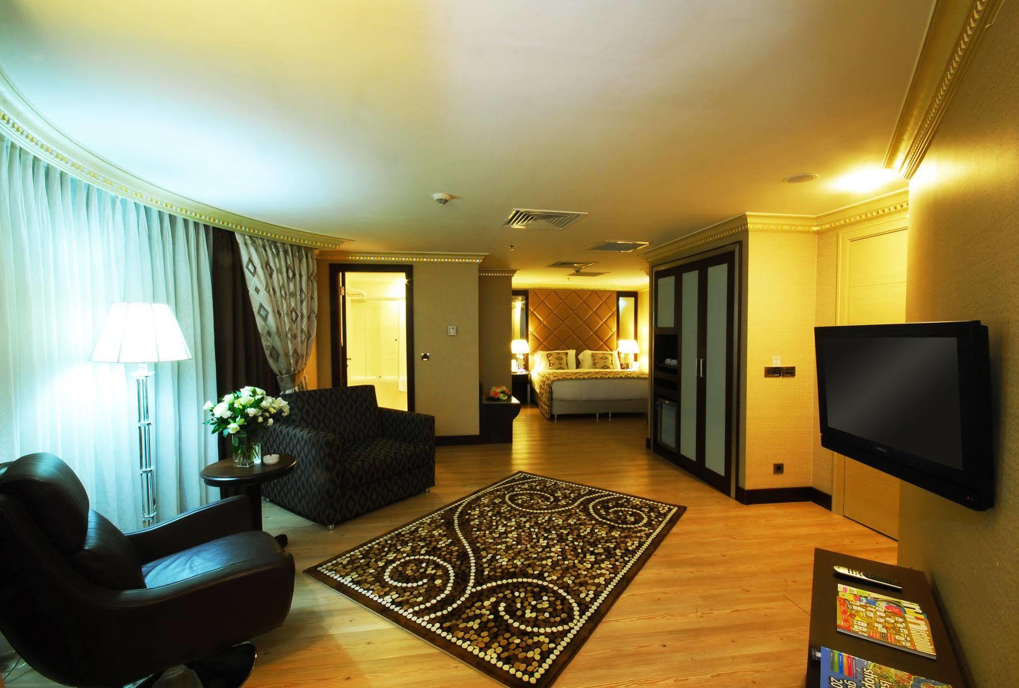 בויוקצ'קמג'ה Eser Premium Hotel & Spa מראה חיצוני תמונה Suite